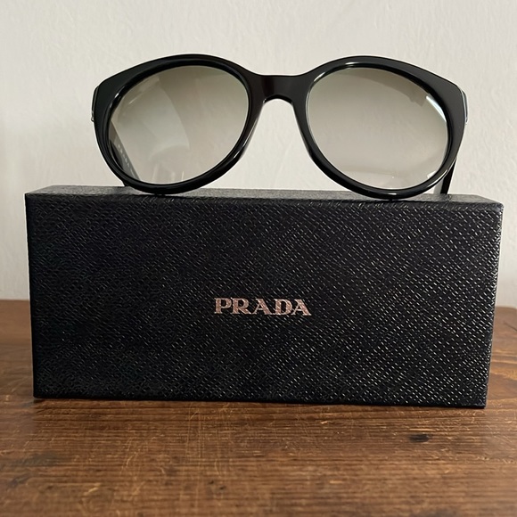 Prada sunglasses SPR 23O 56/20 140 2N w/CASE & BOX - Picture 8 of 12